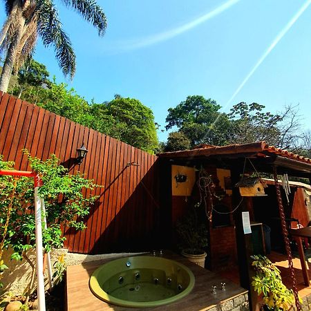 Aconchego De Itaipava - Casa De 3 Quartos, Equipada, Area Kids, Jacuzzi, Pet Friendly, Churrasqueira, Em Meio A Natureza E Proximo Ao Centro Do Bairro Petrópolis Eksteriør billede
