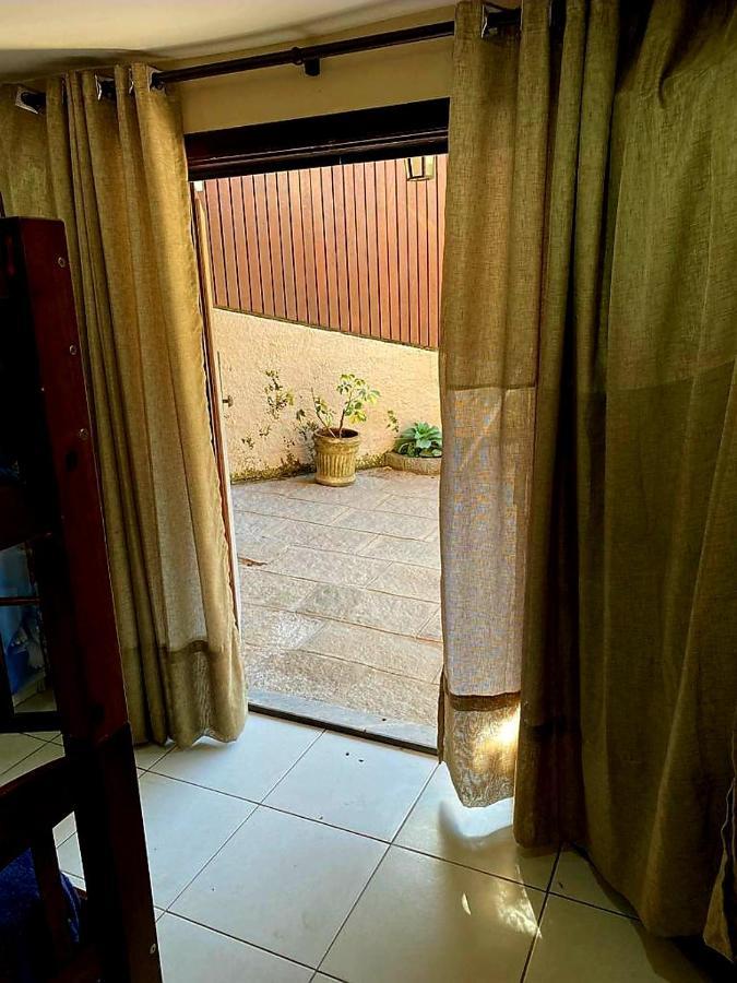 Aconchego De Itaipava - Casa De 3 Quartos, Equipada, Area Kids, Jacuzzi, Pet Friendly, Churrasqueira, Em Meio A Natureza E Proximo Ao Centro Do Bairro Petrópolis Eksteriør billede