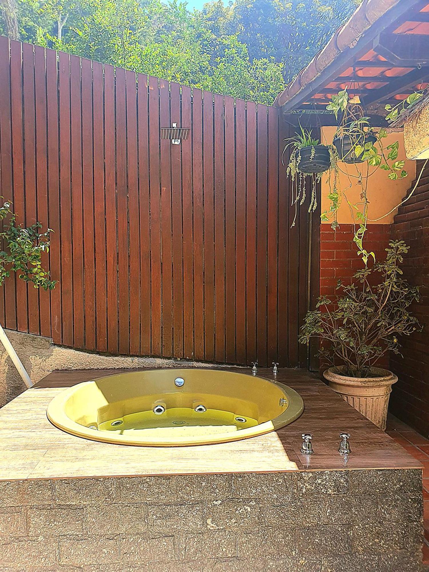 Aconchego De Itaipava - Casa De 3 Quartos, Equipada, Area Kids, Jacuzzi, Pet Friendly, Churrasqueira, Em Meio A Natureza E Proximo Ao Centro Do Bairro Petrópolis Eksteriør billede