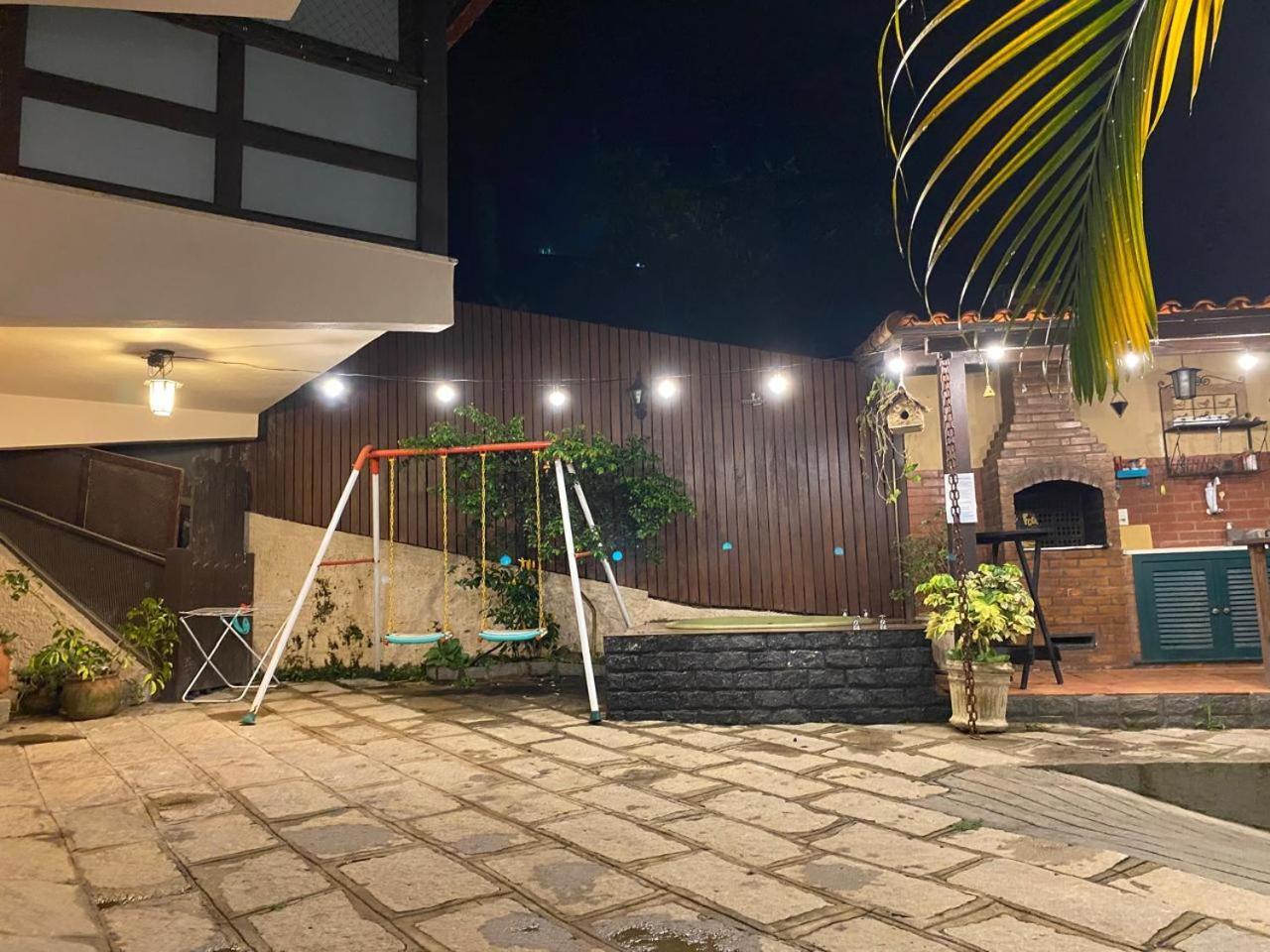 Aconchego De Itaipava - Casa De 3 Quartos, Equipada, Area Kids, Jacuzzi, Pet Friendly, Churrasqueira, Em Meio A Natureza E Proximo Ao Centro Do Bairro Petrópolis Eksteriør billede